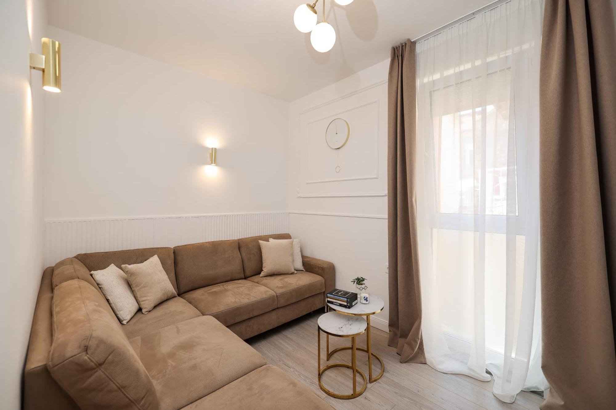 De Clave Luxury Apartment *