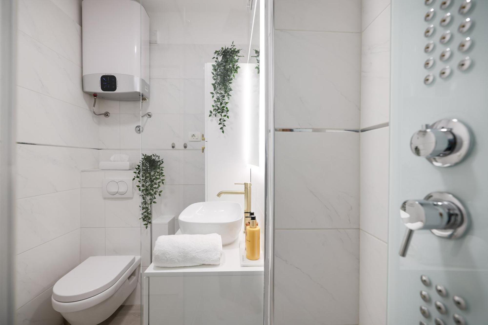De Clave Luxury Apartment *